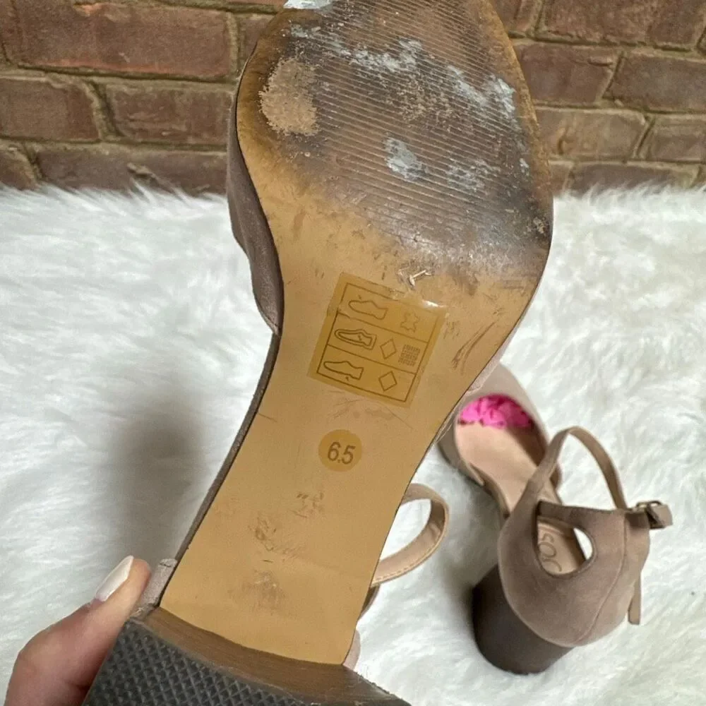 Sole Society Women’s Taupe Selby Suede Pump Size 6.5